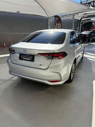 TOYOTA-COROLLA-2025