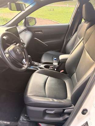 TOYOTA-COROLLA CROSS-2023