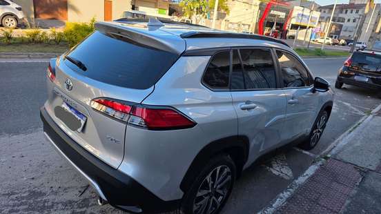TOYOTA-COROLLA CROSS-2023
