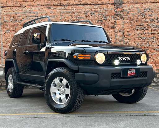 TOYOTA-FJ CRUISER-4.0 4X4 V6 24V GASOLINA 4P MANUAL TOYOTA-FJ CRUISER-2009