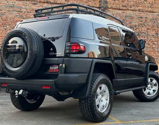TOYOTA-FJ CRUISER-4.0 4X4 V6 24V GASOLINA 4P MANUAL TOYOTA-FJ CRUISER-2009