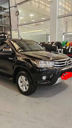 TOYOTA HILUX 2.8 SRV 4X4 CD 16V DIESEL 4P AUTOMÁTICO