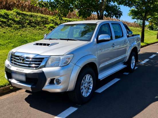 TOYOTA-HILUX-3.0 SRV 4X4 CD 16V TURBO INTERCOOLER DIESEL 4P AUTOMÁTICO TOYOTA-HILUX-2013