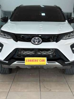 TOYOTA-HILUX SW4-2018