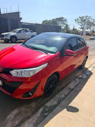 TOYOTA-YARIS-2019