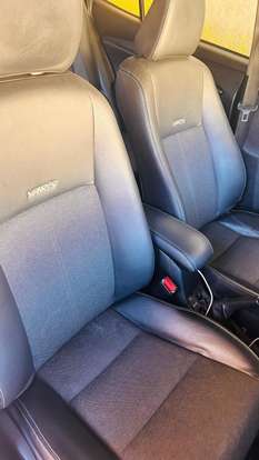 TOYOTA-YARIS-2022