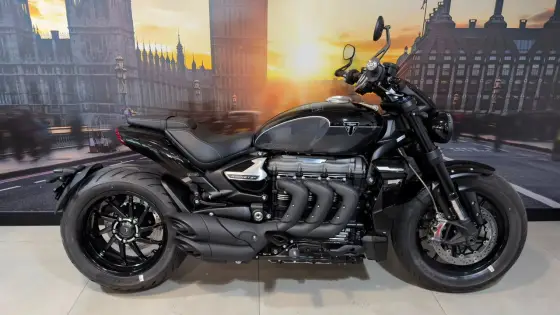 TRIUMPH ROCKET III STORM R TRIUMPH ROCKET III STORM R