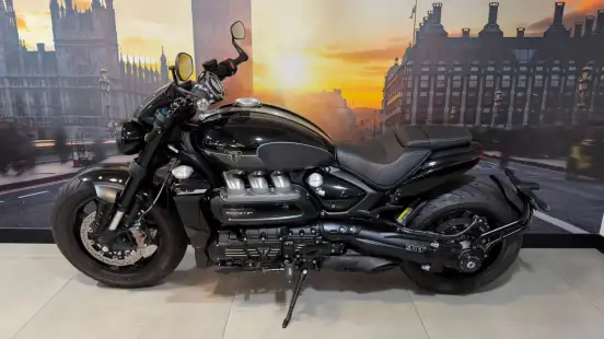 TRIUMPH-ROCKET III STORM R-2025