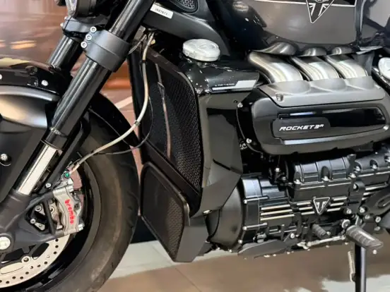TRIUMPH-ROCKET III STORM R TRIUMPH-ROCKET III STORM R-2025