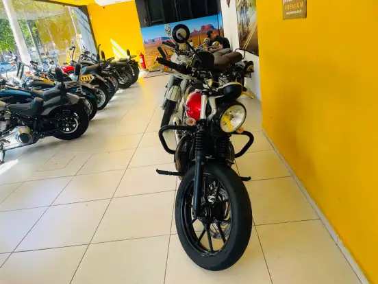 TRIUMPH-STREET TWIN TRIUMPH-STREET TWIN-2017