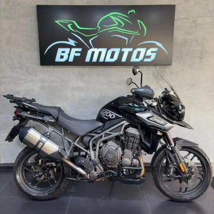 TRIUMPH TIGER 1200 XR 