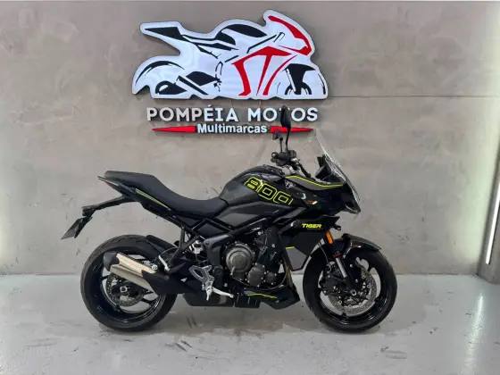 TRIUMPH TIGER 800 SPORT TRIUMPH TIGER 800 SPORT