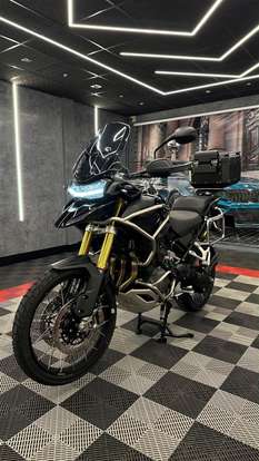 TRIUMPH-TIGER 1200 BLACK EDITION-2025