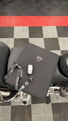 TRIUMPH-TIGER 1200 BLACK EDITION-2025