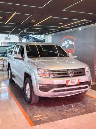 VOLKSWAGEN-AMAROK-2017