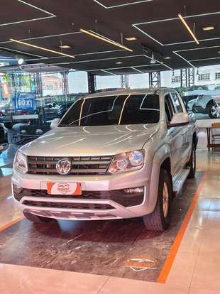 VOLKSWAGEN-AMAROK-2017