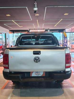 VOLKSWAGEN-AMAROK-2017