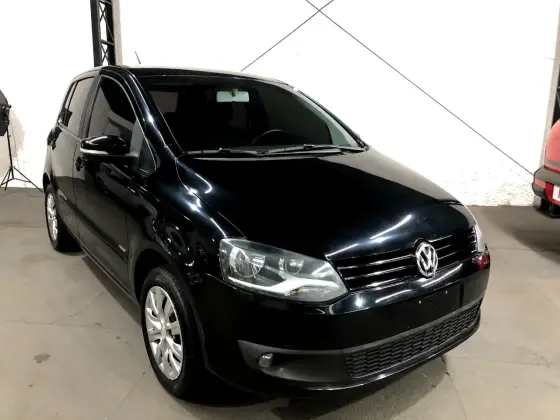 VOLKSWAGEN FOX 1.6 MI 8V FLEX 4P MANUAL VOLKSWAGEN FOX 1.6 MI 8V FLEX 4P MANUAL
