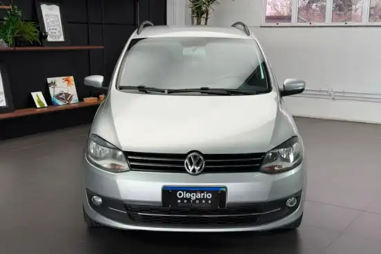 VOLKSWAGEN-FOX-2013