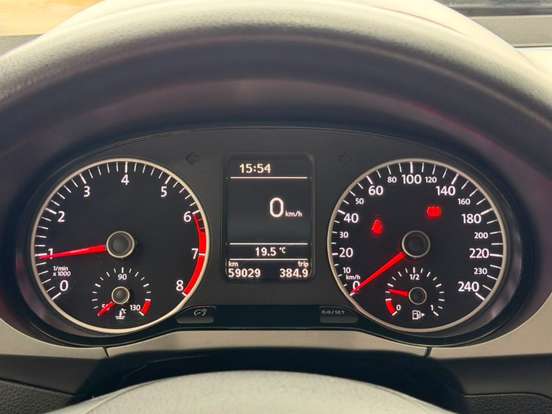 VOLKSWAGEN-FOX-2021