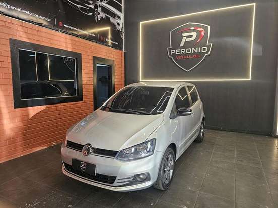 VOLKSWAGEN-FOX-2018