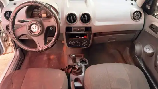VOLKSWAGEN-GOL-2012