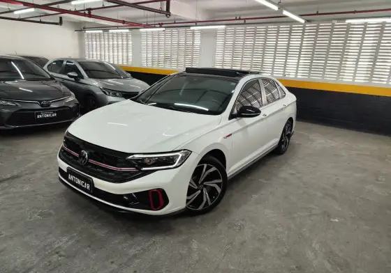 VOLKSWAGEN JETTA 2.0 350 TSI GASOLINA GLI DSG
