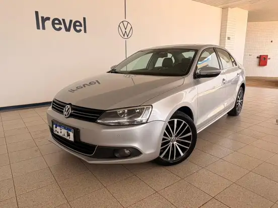 VOLKSWAGEN-JETTA-2.0 TSI HIGHLINE 211CV GASOLINA 4P TIPTRONIC VOLKSWAGEN-JETTA-2014