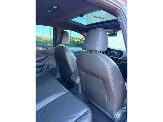 VOLKSWAGEN-JETTA-2020