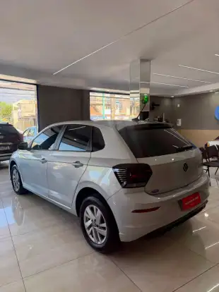 VOLKSWAGEN-POLO-2024