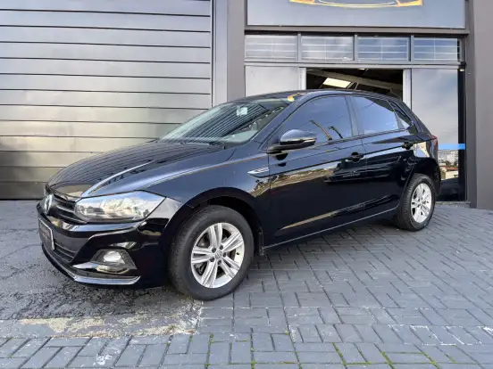 VOLKSWAGEN-POLO-2018