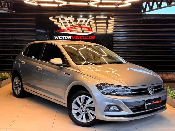 VOLKSWAGEN POLO 1.0 200 TSI HIGHLINE AUTOMÁTICO VOLKSWAGEN POLO 1.0 200 TSI HIGHLINE AUTOMÁTICO