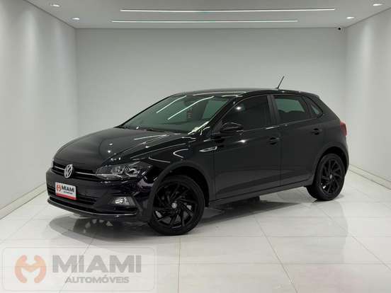 VOLKSWAGEN-POLO-2018