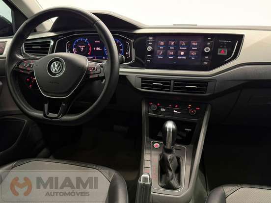 VOLKSWAGEN-POLO-1.0 200 TSI HIGHLINE AUTOMÁTICO VOLKSWAGEN-POLO-2018