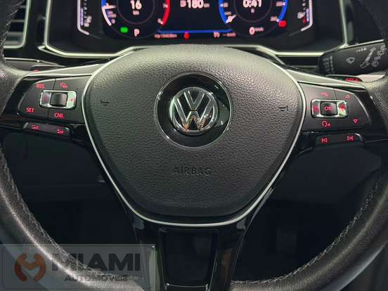 VOLKSWAGEN-POLO-1.0 200 TSI HIGHLINE AUTOMÁTICO VOLKSWAGEN-POLO-2018
