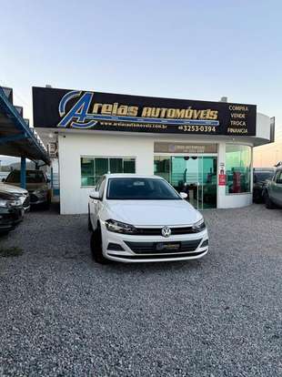 VOLKSWAGEN-POLO-2020