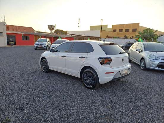 VOLKSWAGEN-POLO-2024