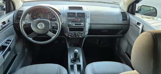 VOLKSWAGEN-POLO-2006