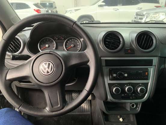 VOLKSWAGEN-SAVEIRO-2012