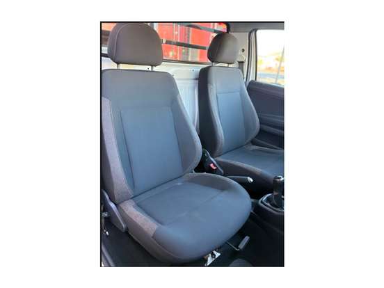 VOLKSWAGEN-SAVEIRO-2024
