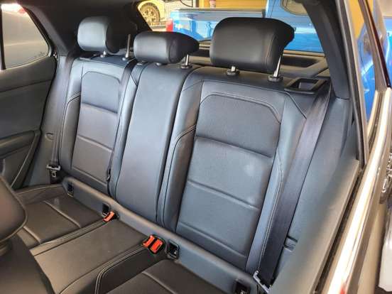 VOLKSWAGEN-T-CROSS-2023