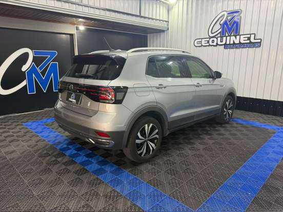 VOLKSWAGEN-T-CROSS-2023