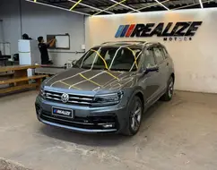 VOLKSWAGEN TIGUAN 2.0 350 TSI GASOLINA ALLSPACE R-LINE 4MOTION DSG VOLKSWAGEN TIGUAN 2.0 350 TSI GASOLINA ALLSPACE R-LINE 4MOTION DSG