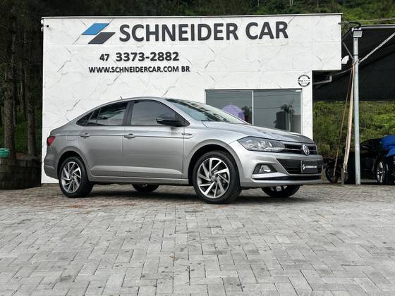 VOLKSWAGEN VIRTUS 1.0 200 TSI HIGHLINE AUTOMÁTICO