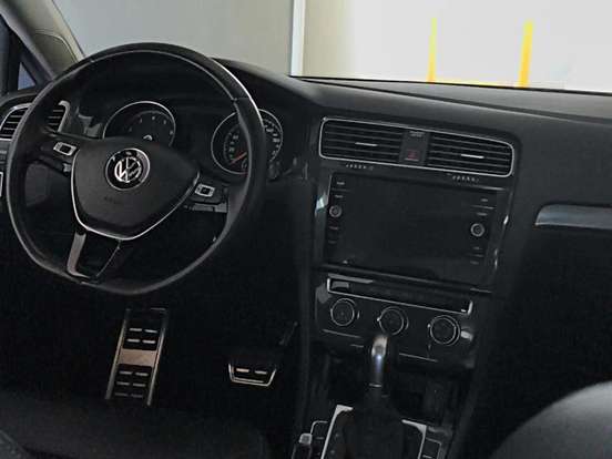 VOLKSWAGEN-GOLF-1.0 200 TSI TOTAL FLEX COMFORTLINE TIPTRONIC VOLKSWAGEN-GOLF-2018