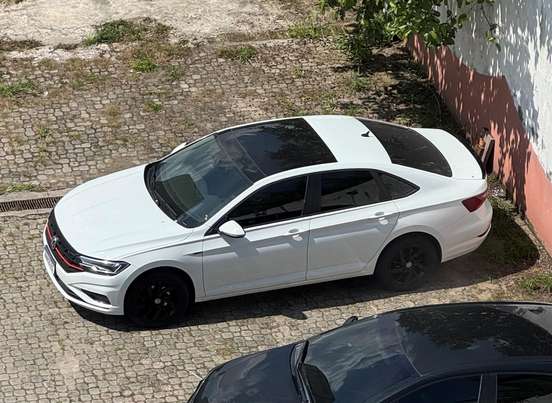 VOLKSWAGEN-JETTA-2020