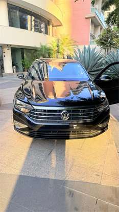 VOLKSWAGEN-JETTA-2018