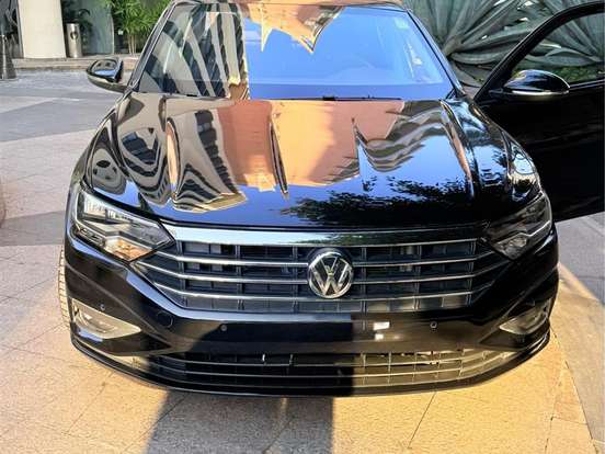 VOLKSWAGEN-JETTA-1.4 250 TSI TOTAL FLEX R-LINE TIPTRONIC VOLKSWAGEN-JETTA-2018