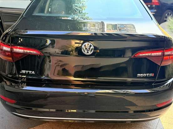 VOLKSWAGEN-JETTA-1.4 250 TSI TOTAL FLEX R-LINE TIPTRONIC VOLKSWAGEN-JETTA-2018