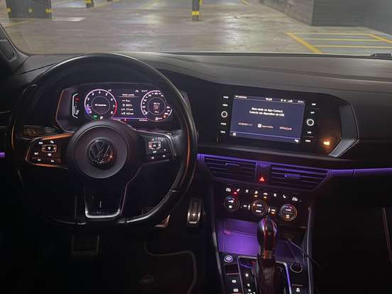 VOLKSWAGEN-JETTA-2019